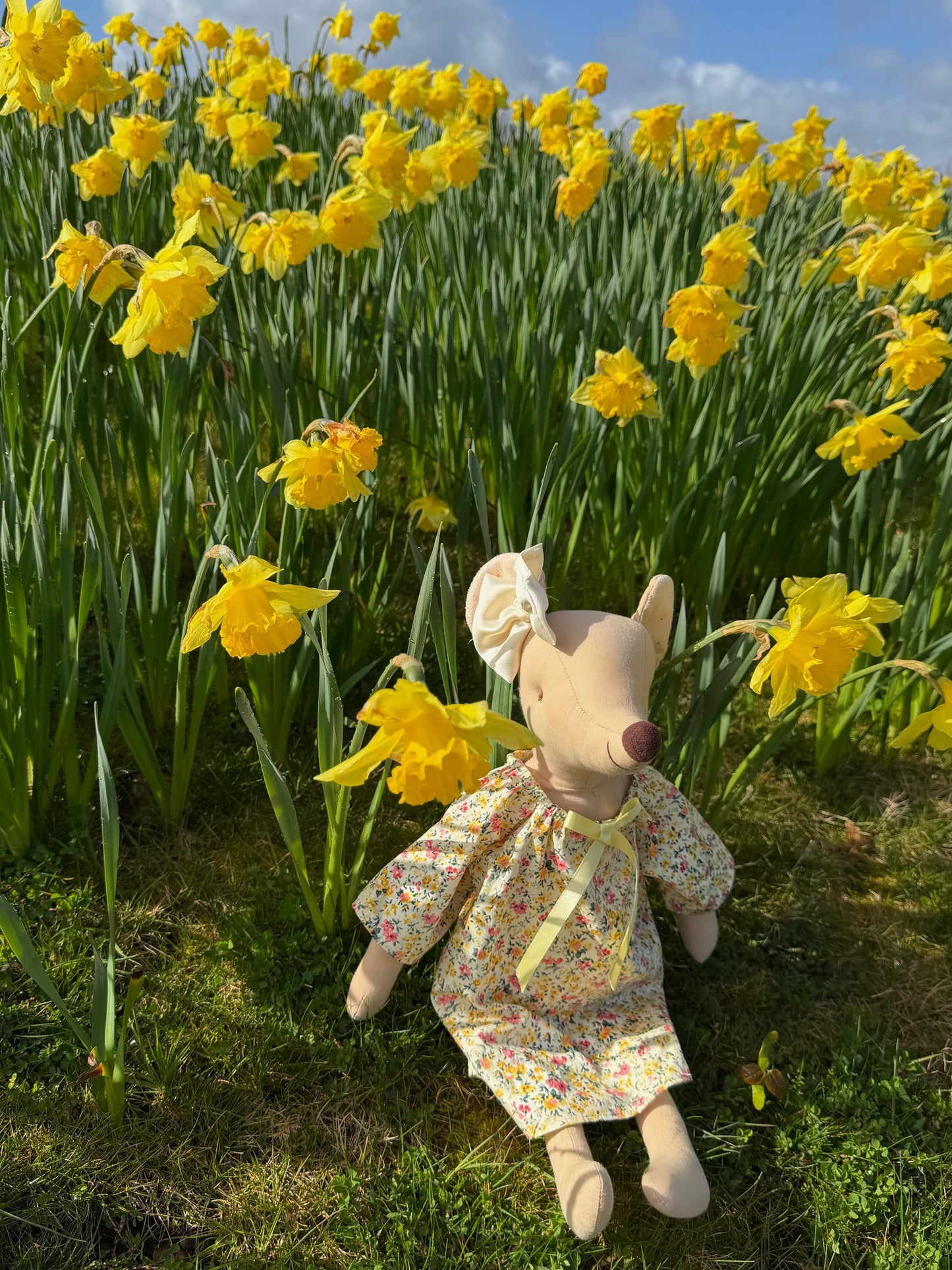 Nassy Mouse Soft Toy -  Daffodil Vintage Yellow