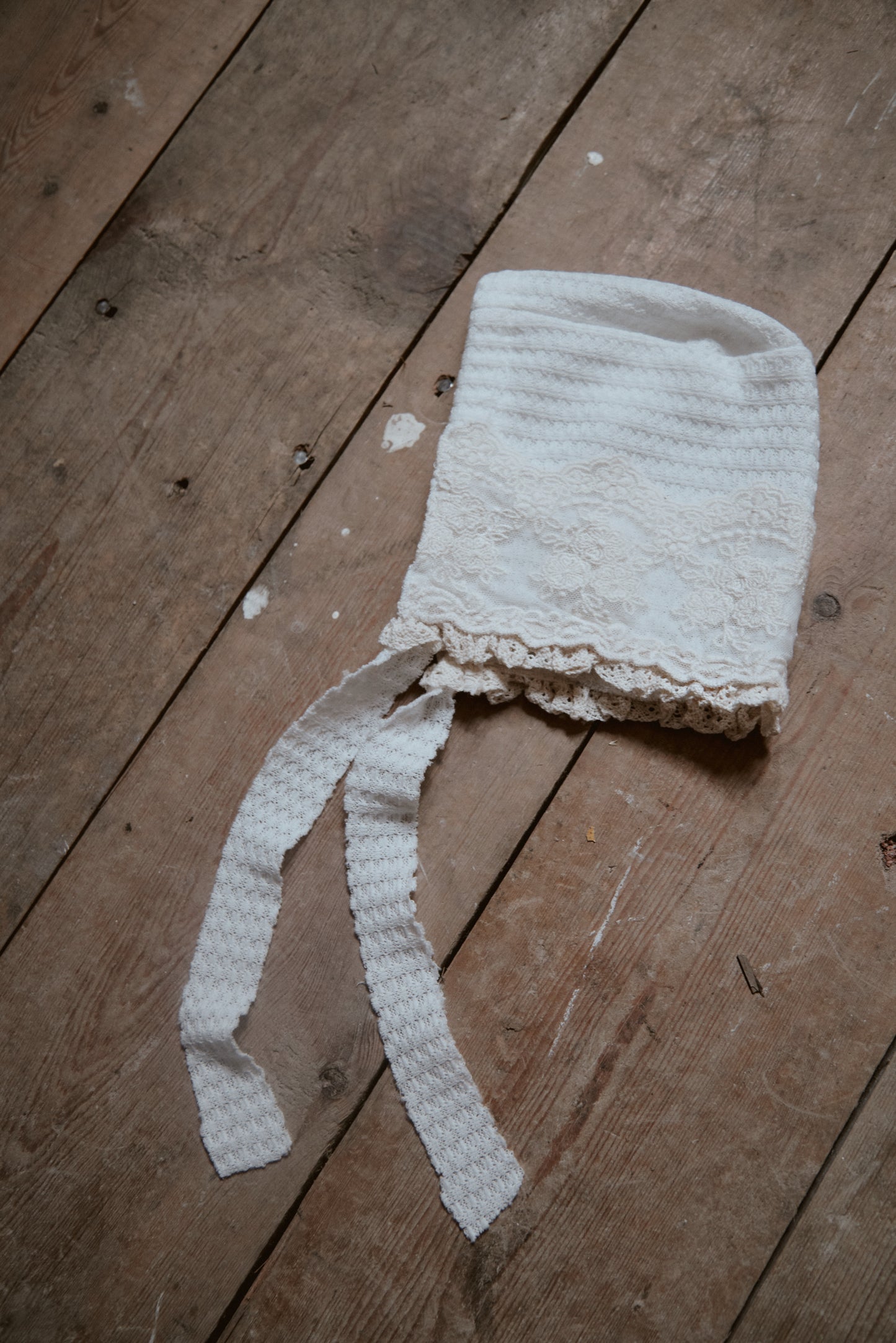 New Born Bonnet and Blanket set